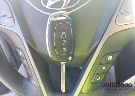 2015 Hyundai Santa Fe Sport 2.4L из США, поврежденный, VIN 5XYZT3LB5FG270292